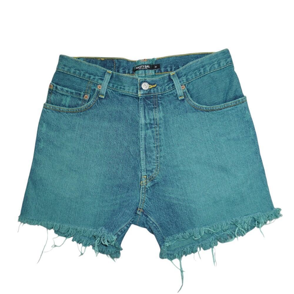 Nasty Gal x Levi’s Reworked Button-Fly Cutoff Shorts – Size M / W32
